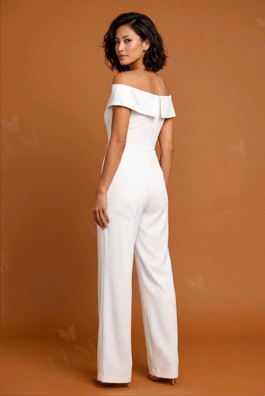 Jumpsuit trắng trễ vai - View 2