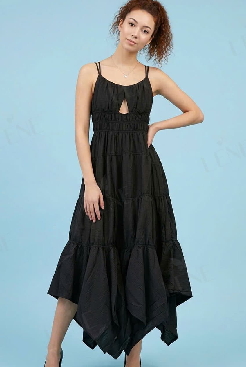 Đầm hai dây dập ly tầng cutout quyến rũ - View 2