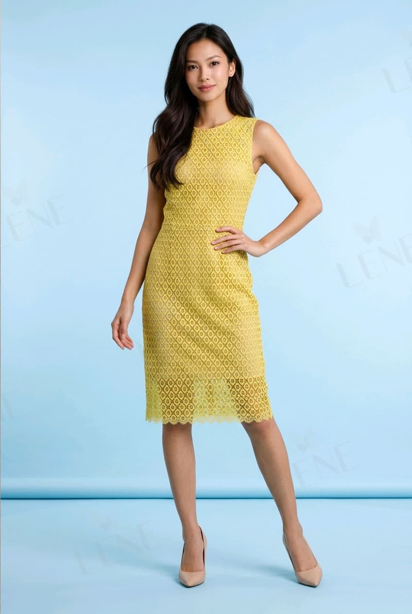 Đầm ren thêu hoa vàng