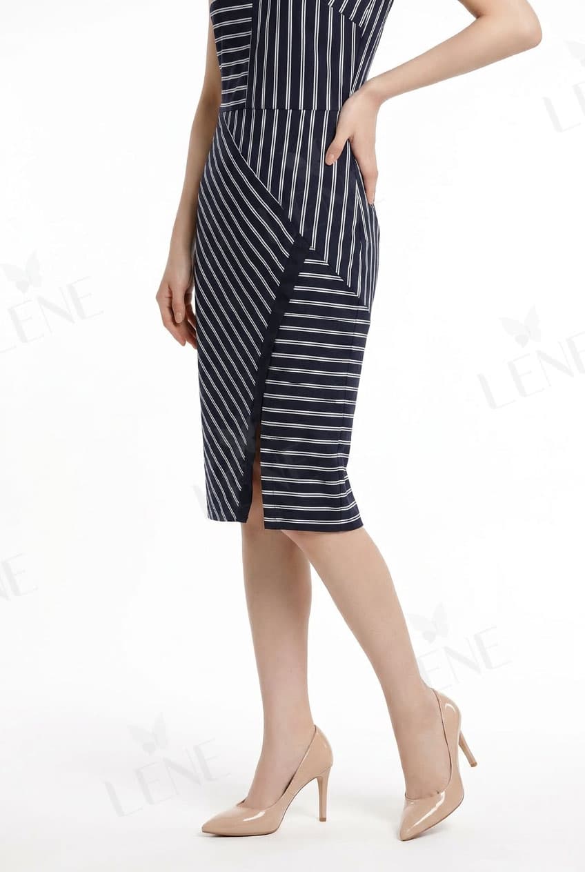Đầm bodycon sát nách cổ V họa tiết kẻ sọc - View 4
